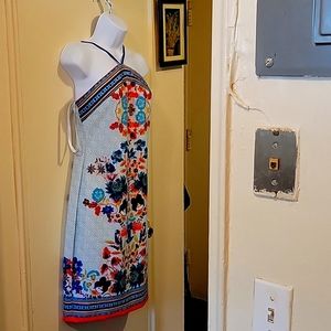 New with tags BISOU BISOU tropical halter body con dress, size 8, back zipper.